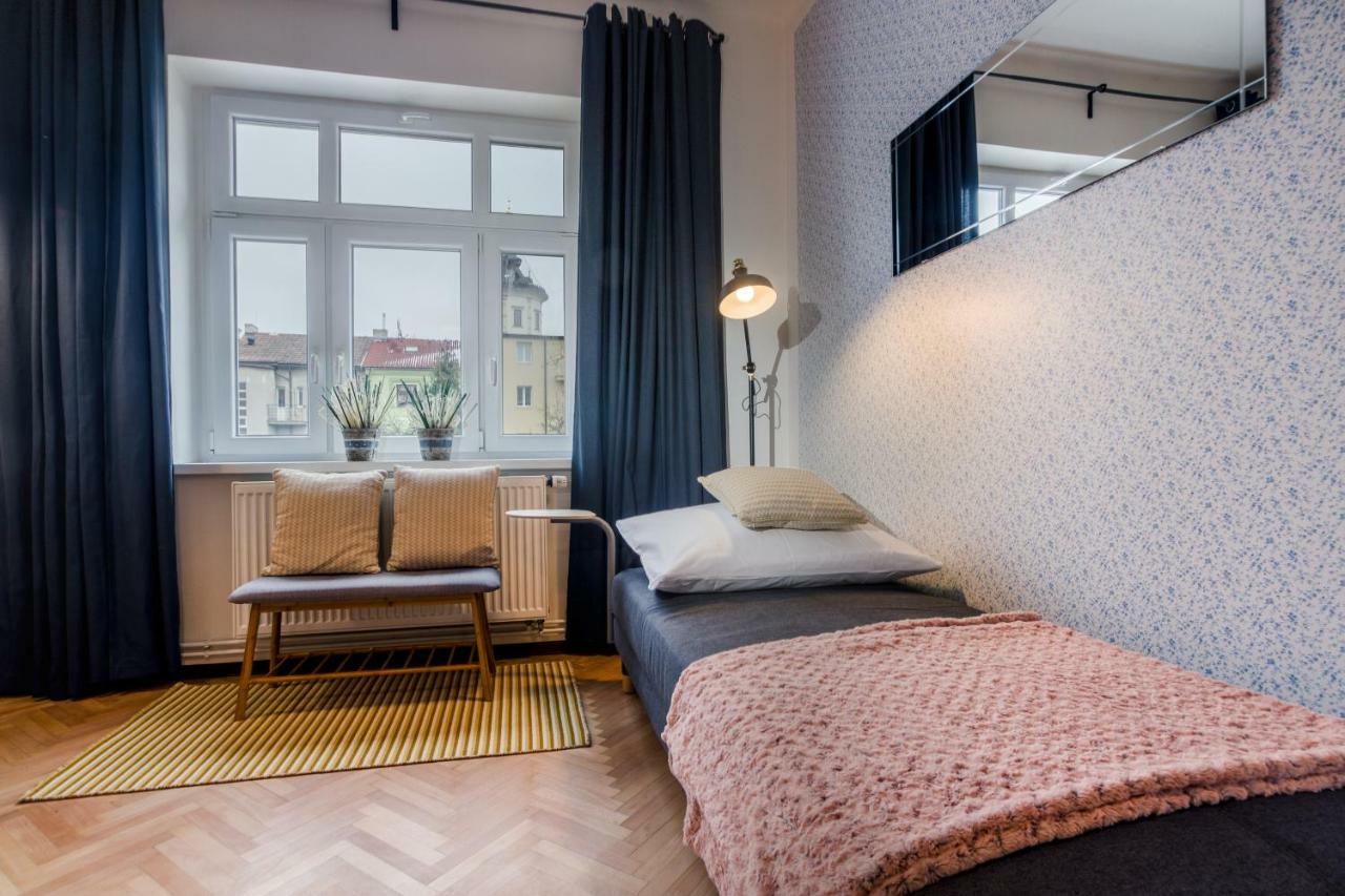 Apartment With Sunny Garden By Michal&friends Prag