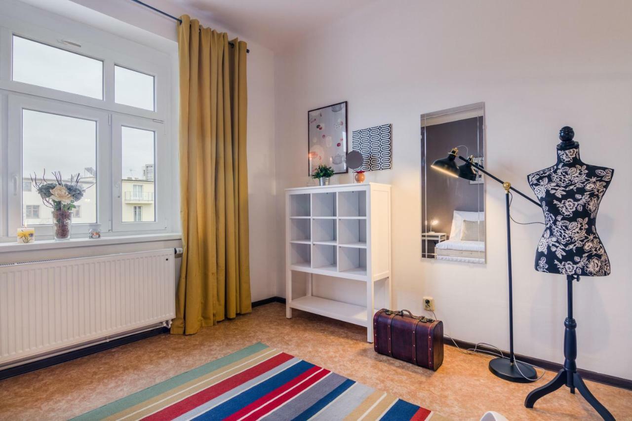 Apartment With Sunny Garden By Michal&friends Prag